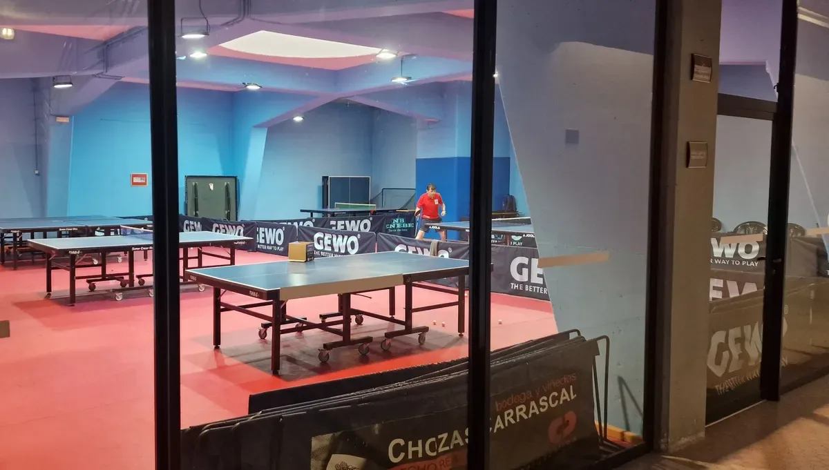 Clases de tenis de mesa infantil en CTM Alcoy